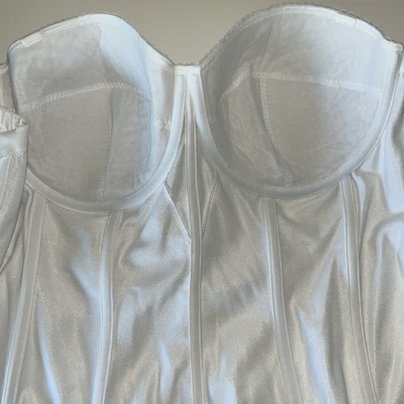 Longline Satin Bra - Picture 5 of 5